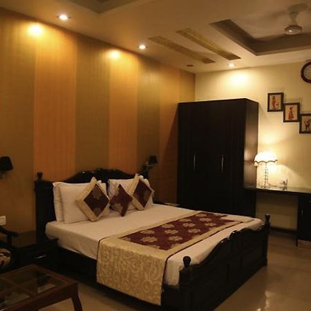 Hotel Universe Inn Nueva Delhi Habitación foto